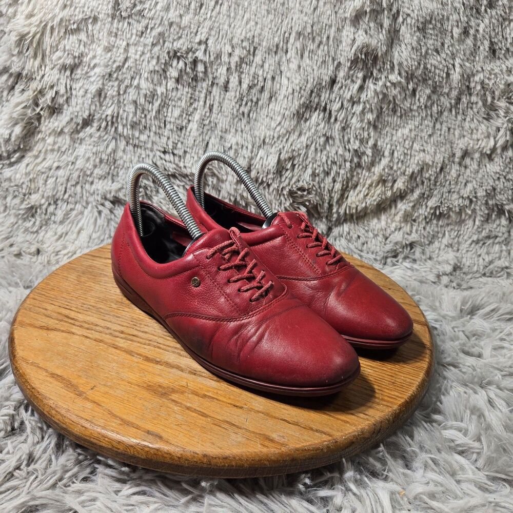 Easy Spirit Motion Red Leather Shoes Size 6.5AA Lace Up Comfort Sneakers 4003